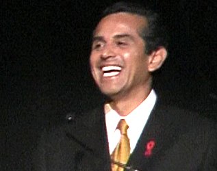 Antonio Villagairosa, mayor of Los Angeles.